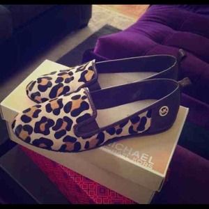 Michael Kors Leapord Flats