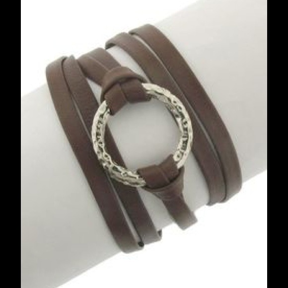 LEILA Jewelry - LEILA Hammered Ring Leather Wrap Bracelet NWOT