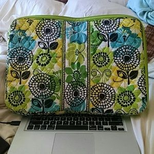 *SOLD IN BUNDLE* Vera Bradley 17" laptop case