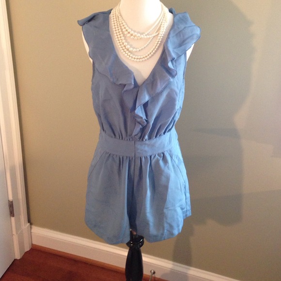 Light blue romper with pockets!