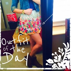 Floral Skirt🌺🌸