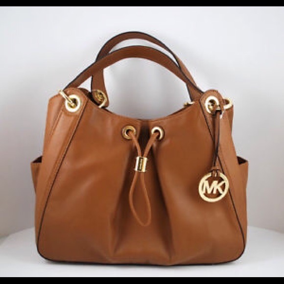 Michael Kors Ludlow handbag in Walnut