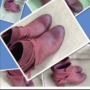 Like New Dolce Vita Booties