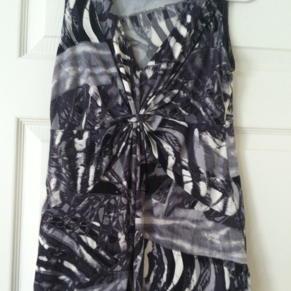 Silky black and white sleeveless shirt