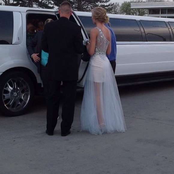 SOLD - Picture 3 of 4