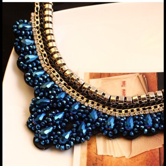 New Beautiful Choker Necklace