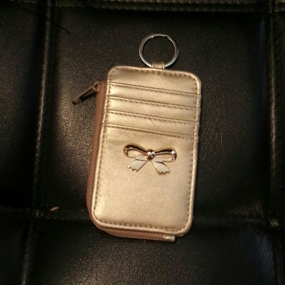 Keychain wallet