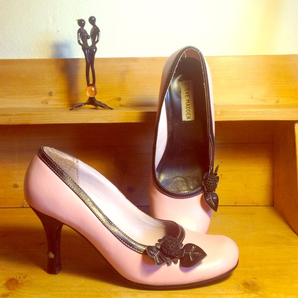 Steve Madden Pink Pumps