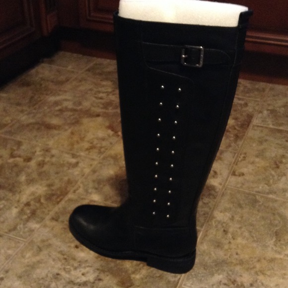 Vince camuto boots