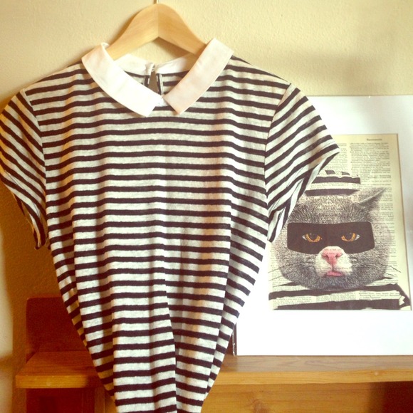 Striped T-shirt w/Collar