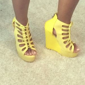 Yellow sandals brand new