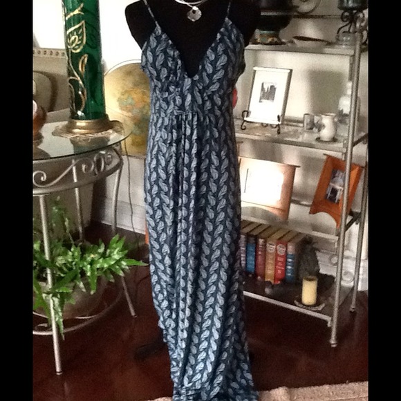 BEAUTIFUL Maxi dress by BCBG