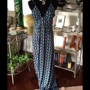 BEAUTIFUL Maxi dress by BCBG
