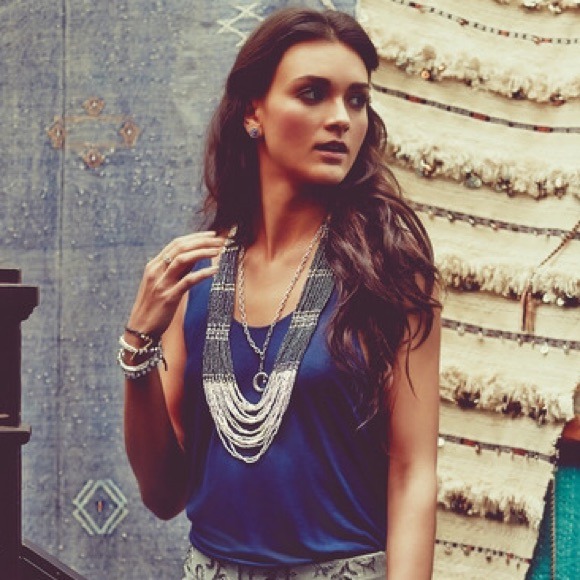 💥1 day SALE💥NEW Chloe&Isabel Statement Necklace