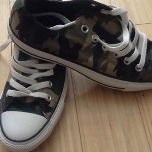 Army converse