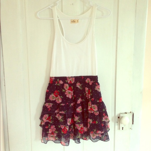 Hollister floral dress!