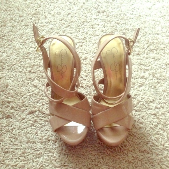Jessica Simpson Nude Heels