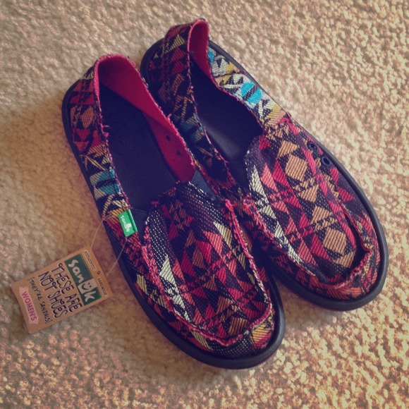 Sanuks