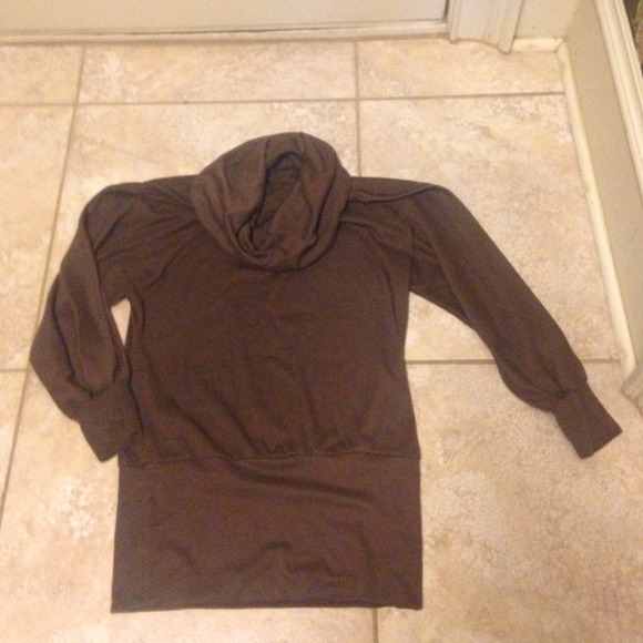 TURTLENECK AND BROWN