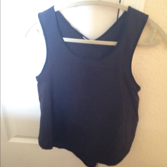 Lululemon split singlet - Picture 4 of 4