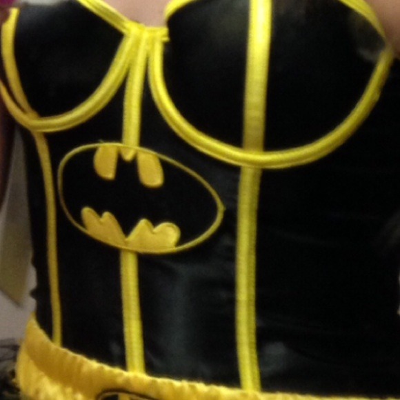 Black and yellow bat girl halloween costume