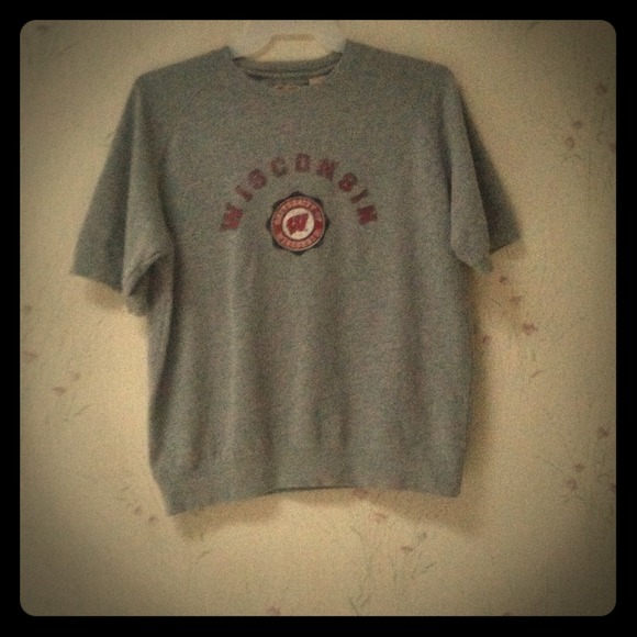 Wisconsin University Short Sleeve Sweatshirt