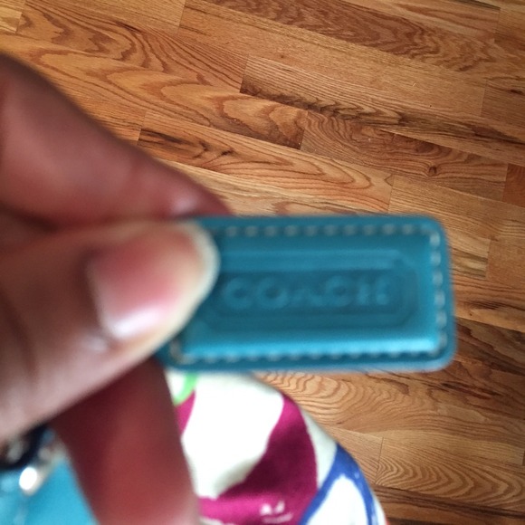 Handbag - Picture 3 of 4