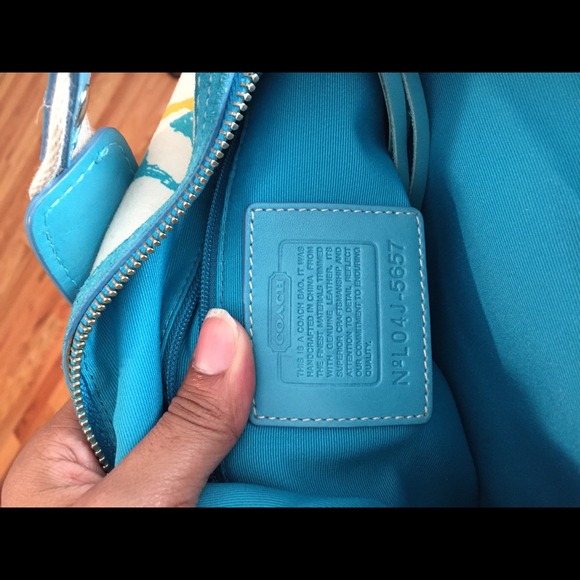 Handbag - Picture 4 of 4