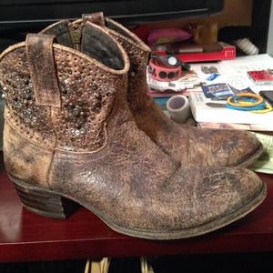 VINTAGE cowgirl booties