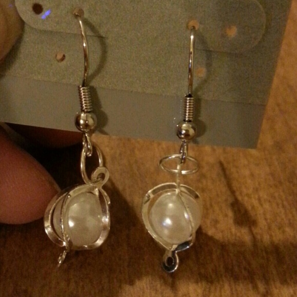 Pear earring