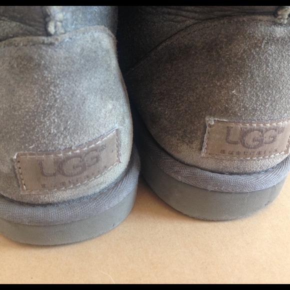 UGG Boot - Picture 4 of 5