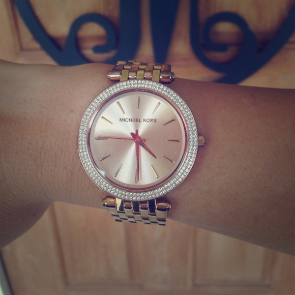 Rose gold diamond outlined Michael Kors watch