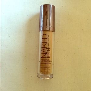 Urban Decay Naked Foundation