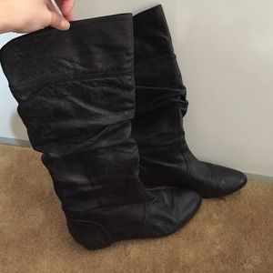 Black Steve Madden boots