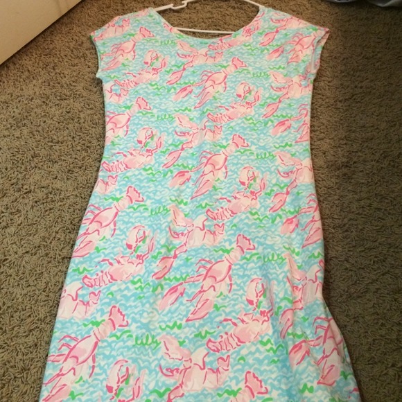 Lobstah roll dress.