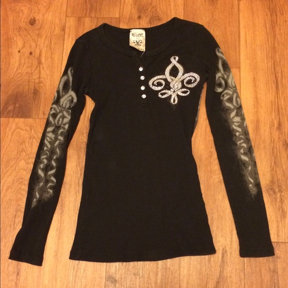 Cute rhinestone long sleeved shirt!
