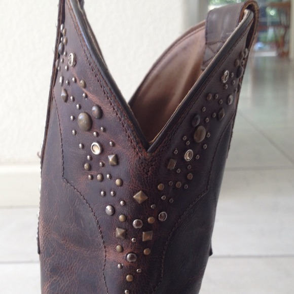 Brown Rhinestone Ariat Cowgirl boots - Picture 4 of 4