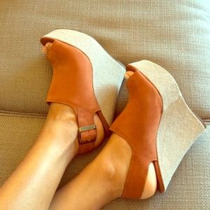 NEW Steve Madden Wedges