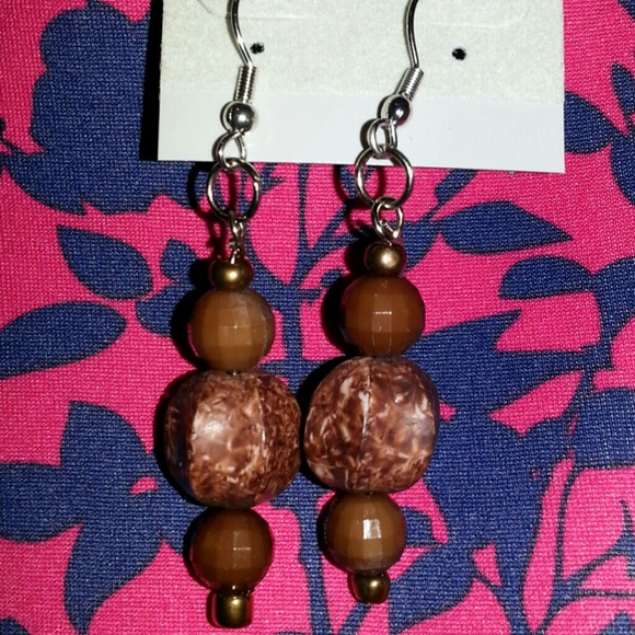 Brown earring