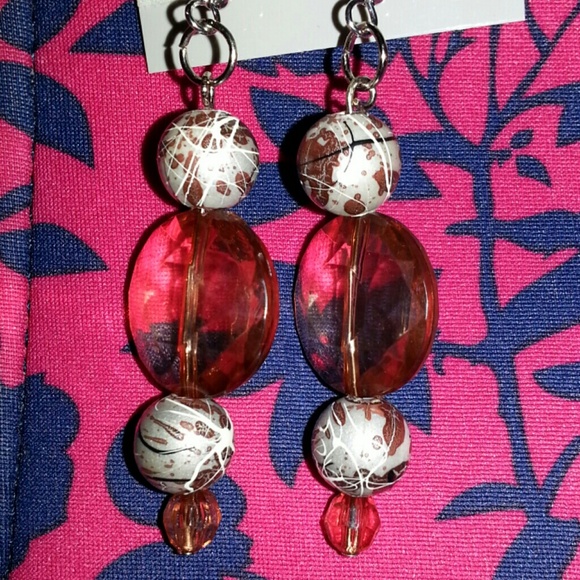 Cute earring brown