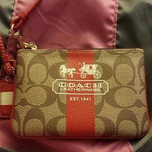 🚫 SoLD🚫 Coach wristlet