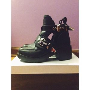 Jeffrey Campbell Coltrane Dupes
