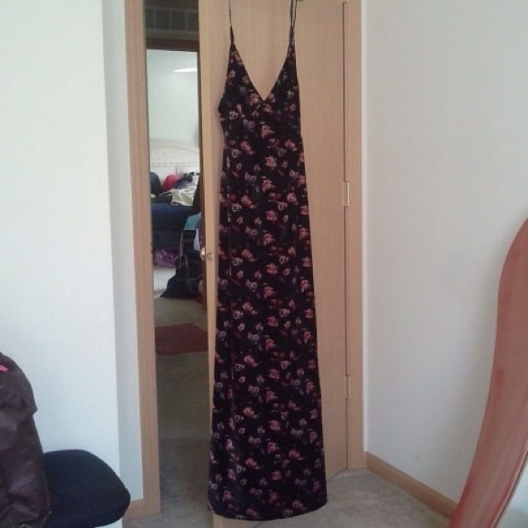 Like Mynded long velvet dress