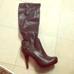 BCBG!!! Leather boots!