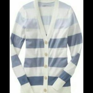 Old Navy sweater