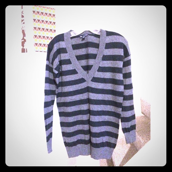 Gap Deep-V "Boyfriend" Sweater