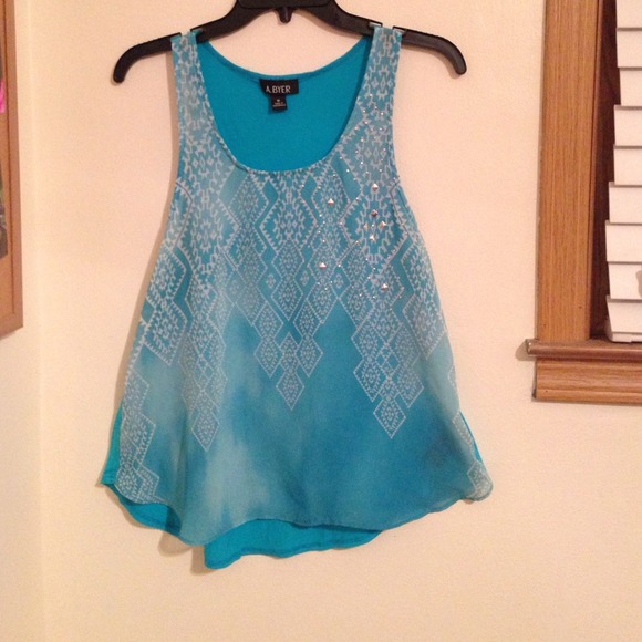 A cute shirt with a cool pattern