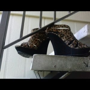 Shoes wedges by Rouge New