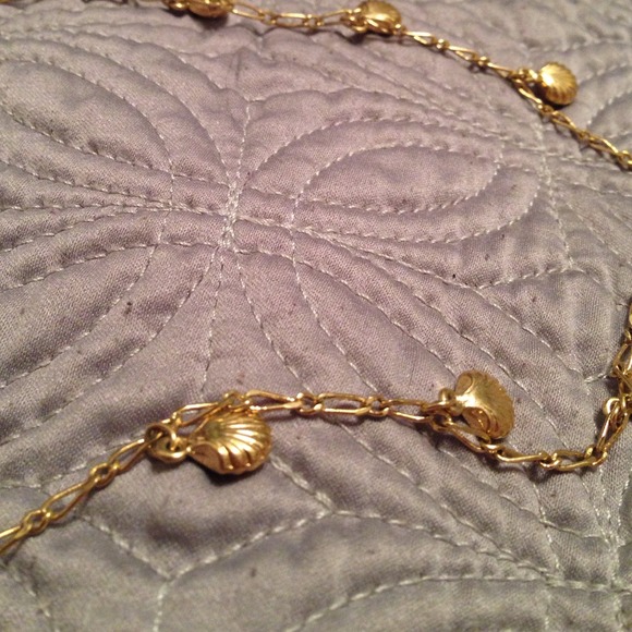 Gold tone necklace