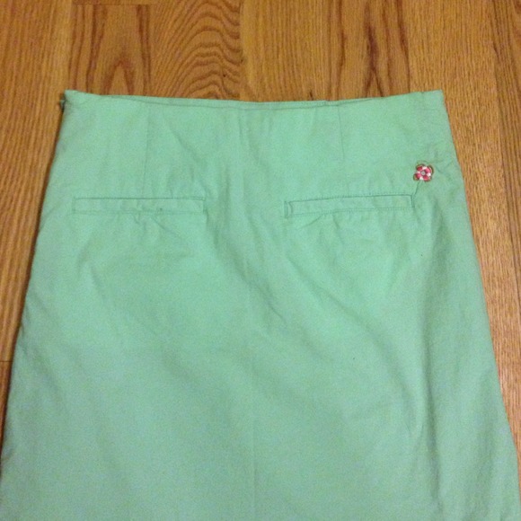 Mint green skirt - Picture 2 of 2